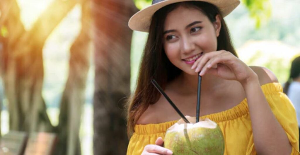Health Benefits of Coconut Water- Help to Promote a Healthy Skin